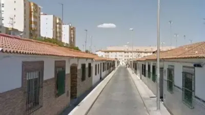 Apartment in Nuevo Parque-Los Rosales - Heavy Traffic photo 2