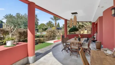 Chalet on Avinguda de Santa Pola photo 4