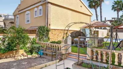 Chalet on Monte y Mar Street, -1 photo 16