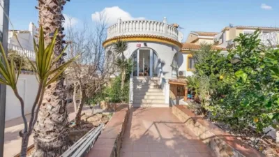 Chalet on Calle Gran Alacant, -1 photo 7