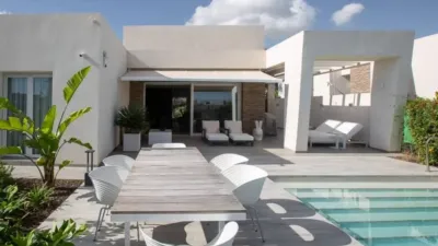 Chalet on La Finca Golf Resort Street, -1 photo 5