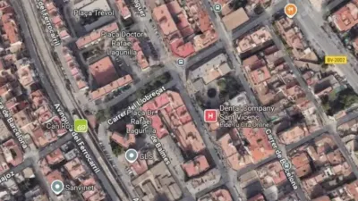 Flat in Sant Vicenç dels Horts photo 2