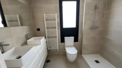 Penthouse on Carrer Eslovaquia photo 18