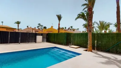 Chalet on Calle Playa Perla de Levante, -1 photo 5
