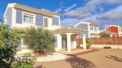 Chalet on Purias Street, -1 photo 2