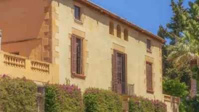 Chalet in Esplugues de Llobregat photo 2