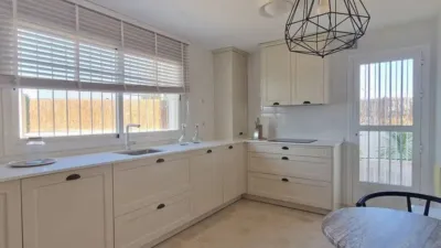Chalet on Purias Street, -1 photo 10