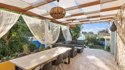 Chalet on Calle Dencarnita Alonso 12, -1 photo 5
