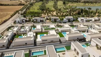 Chalet on Calle Algorfa, -1 photo 4