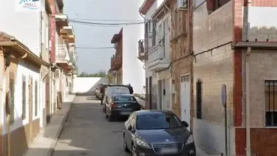 Chalet in Linares photo 2
