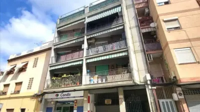 Apartment in Santa Coloma de Gramenet photo 2
