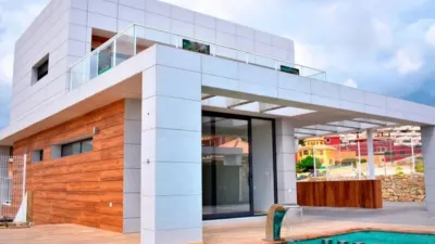 Chalet on Golf Bahia Street, -1 photo 3