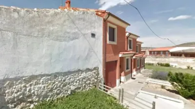 Chalet en Fuentes de Valdepero photo 3