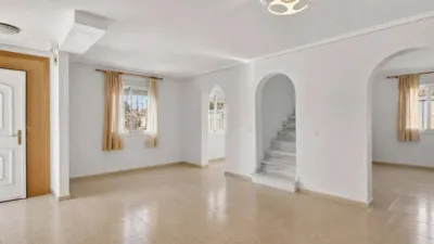 Chalet on Calle Gran Alacant, -1 photo 25