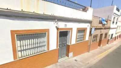 Chalet in Alcalá de Guadaíra photo 2