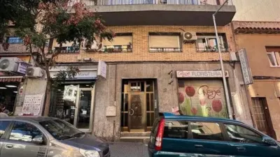 Apartment in Cornellà de Llobregat photo 2