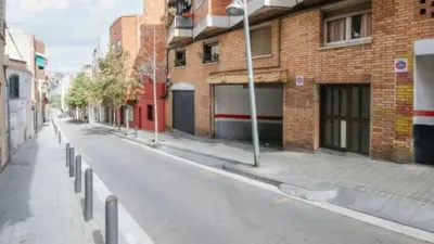 Apartment in Santa Coloma de Gramenet photo 3