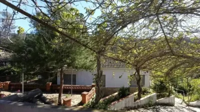 Chalet in Castellví de Rosanes photo 21