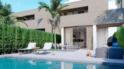 Chalet on Calle Playa Perla de Levante, -1 photo 2