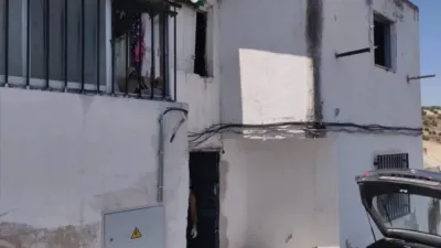 Chalet in Iznalloz photo 3