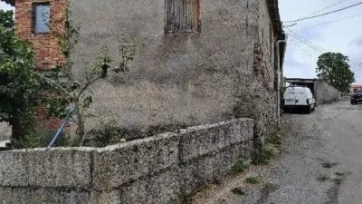 Chalet in Os Blancos photo 3