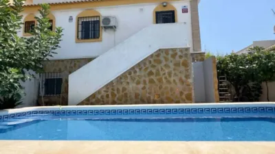 Chalet on Calle Gran Alacant, -1 photo 5
