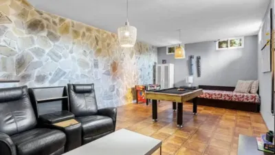 Chalet on Calle Dencarnita Alonso 12, -1 photo 40