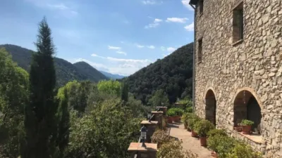 Chalet in La Vall de Bianya photo 3