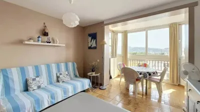 Apartment on Avinguda de la Platja photo 3