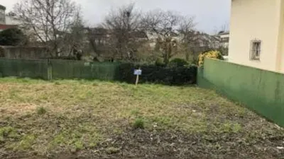 Terreno en venta en Calle de la Cedeira - Más
