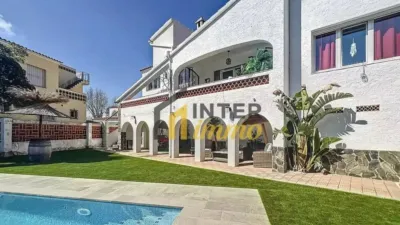 Chalet on Carrer del Montgrí photo 15