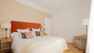 Apartment in the Salamanca District photo 22
