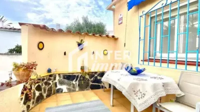 Chalet on Carrer del Penedès photo 6