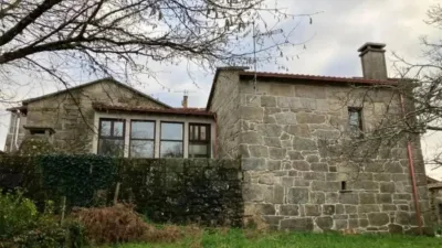 Chalet en Vilamarín photo 2