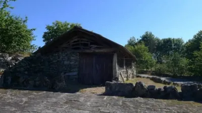 Chalet in Vilamarín photo 2
