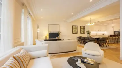 Apartment in El Viso photo 2
