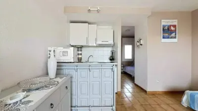 Apartment on Avinguda de la Platja photo 9