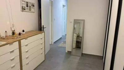 Apartment in Centre photo 14
