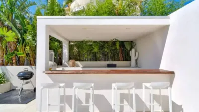 Chalet on Carrer de les Medes photo 16
