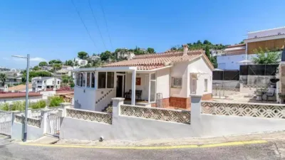 Chalet on Carrer del Riu Besòs photo 8