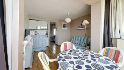 Apartment on Avinguda de la Platja photo 4
