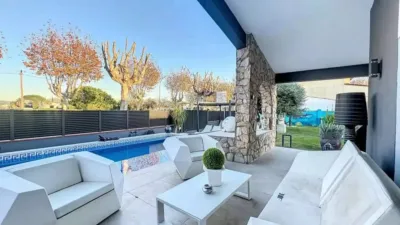 Chalet on Carrer del Carlit photo 3