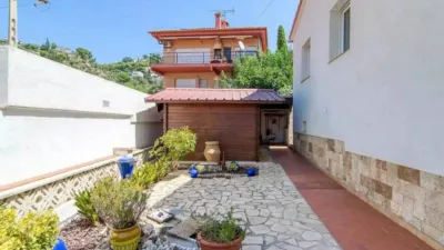 Chalet on Carrer del Riu Besòs photo 34