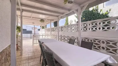 Chalet on Secteur Montgri, 27 Street photo 5