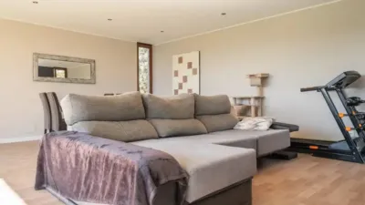 Chalet in Urbanización Cerro Alarcón I photo 6