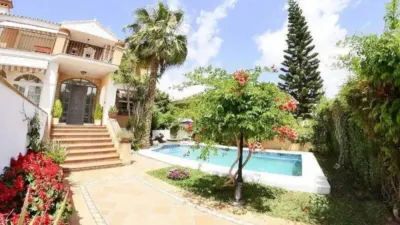 Chalet on Joaquín Turina Street photo 30