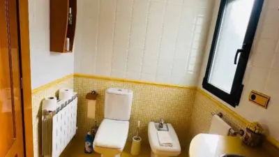 Chalet in Mojados photo 32