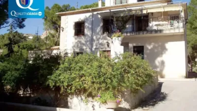 Rustic house in Onil photo 16