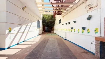 Chalet on Calle de la Zarzuela photo 5