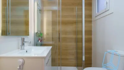 Apartment in Cornellà de Llobregat photo 3
